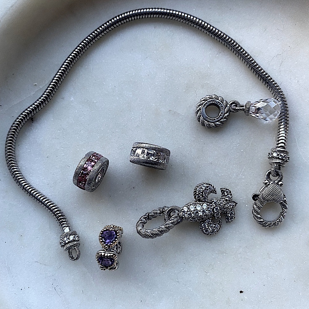 Judith Ripka Sterling silver bracelet and 5 charms - Picture 2 of 16
